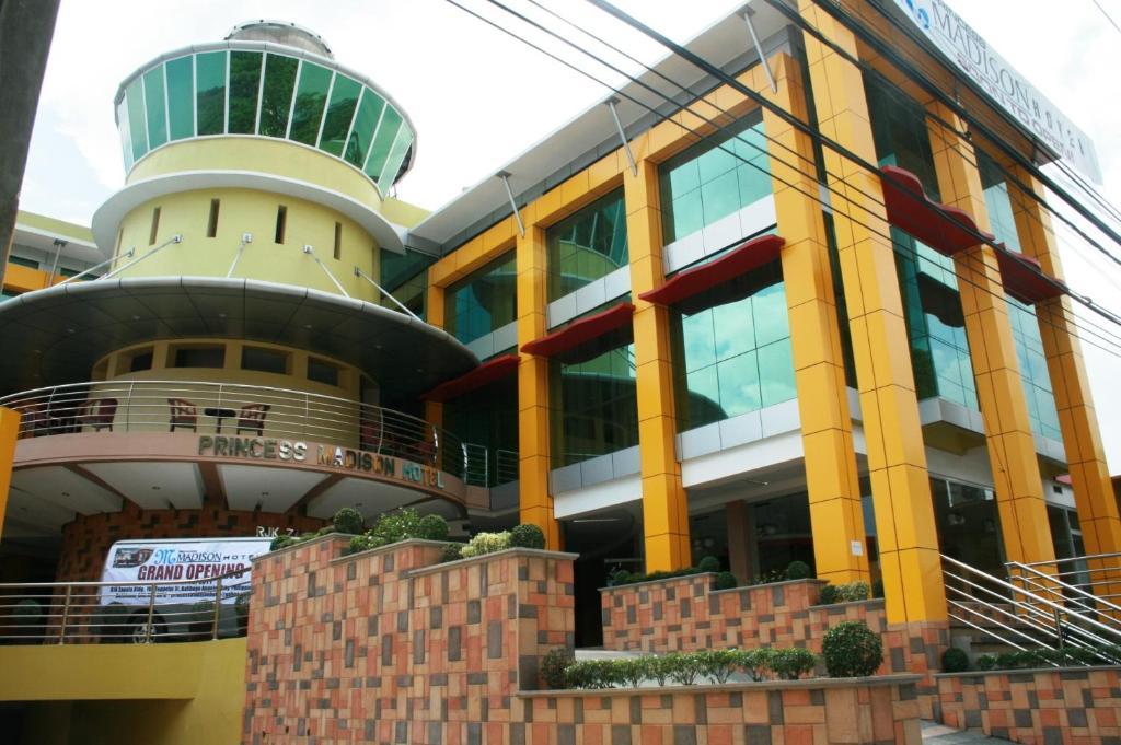 Princess Madison Hotel Angeles Exterior photo